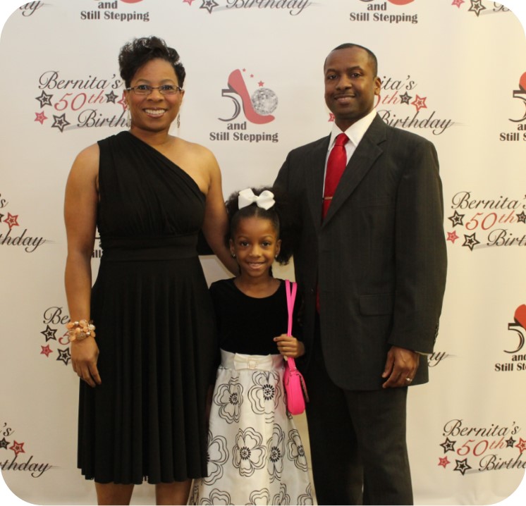 redcarpets.com-birthday-step-repeat-7