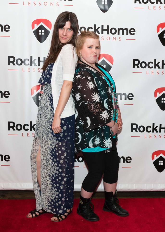 redcarpets.com-step-repeat-may-16-backdrop-rockhomelessons7