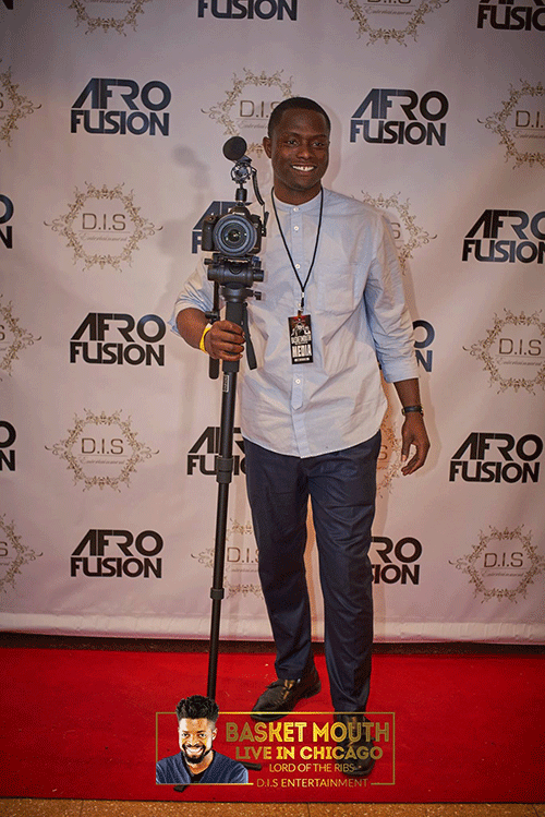 redcarpets.com-step-repeat-disentertainmentcompany-basletmouth-comedy-16
