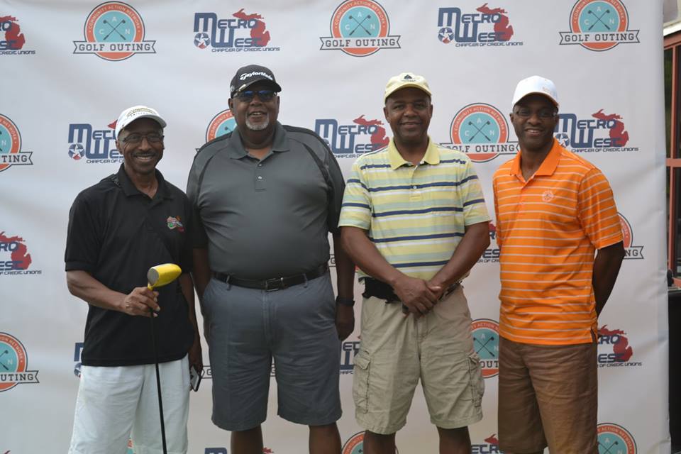 redcarpets-com-90x120-popup-can-golf-outing-2016-9