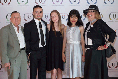 redcarpets-com-steprepeat-backdrops-hviff-2016-9