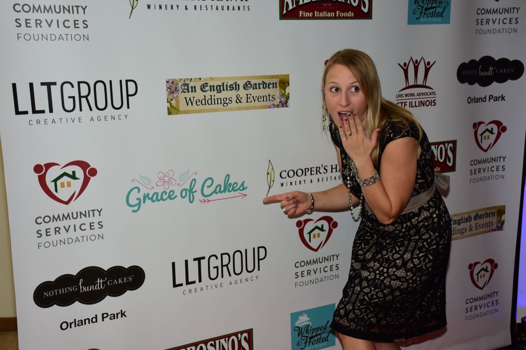 redcarpets-com-steprepeat-backdrops-2016-sip-and-swirl-community-services-foundation-13