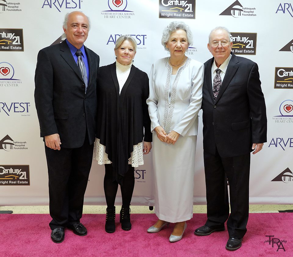 redcarpets.com-steprepeat-tra-photography-hearts-of-gold-gala-1716