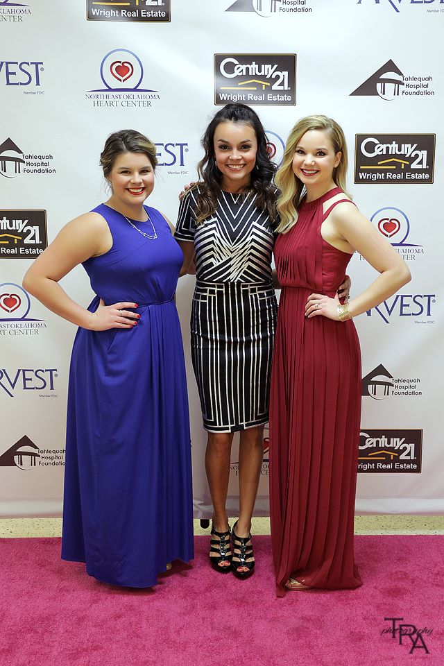redcarpets.com-steprepeat-tra-photography-hearts-of-gold-gala-177
