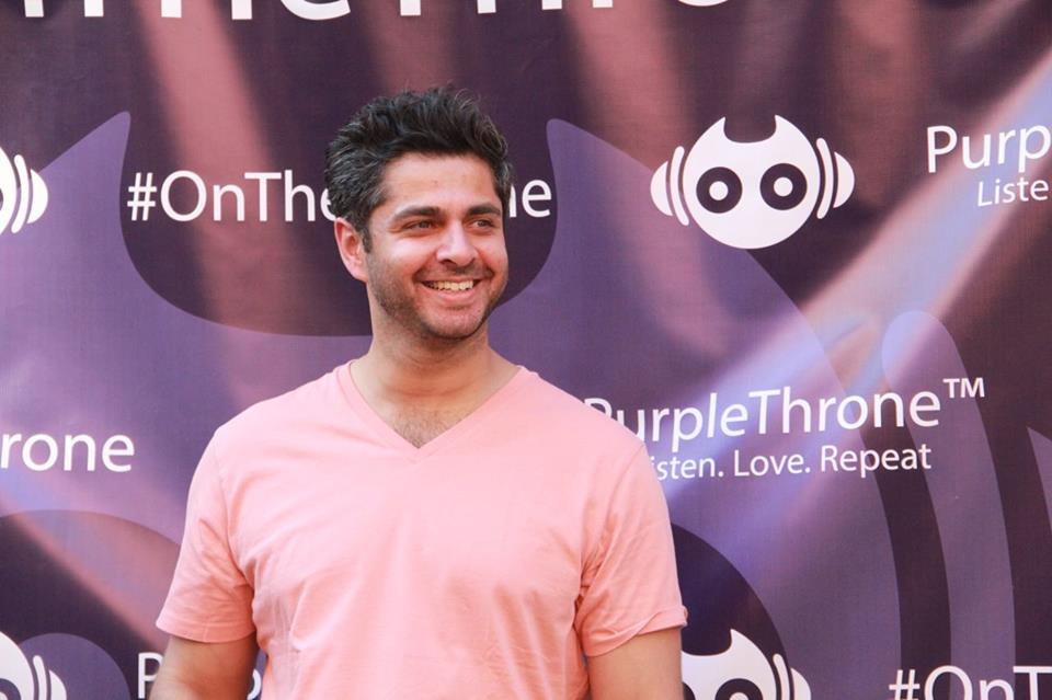 redcarpets.com-steprepeat-backdrop-redcarpetparty-PurpleThrone.com-11