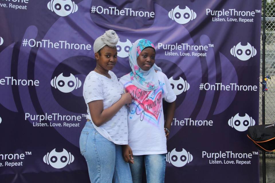 redcarpets.com-steprepeat-backdrop-redcarpetparty-PurpleThrone.com-3