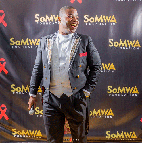 redcarpets.com-steprepeat-backdrop-redcarpetparty-somwafoundation.org-14