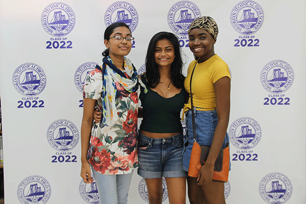 redcarpets.com-step-repeat-fabric-red-carpet-backdrops-brooklyn-tech-DREAM-orientation-2022-1