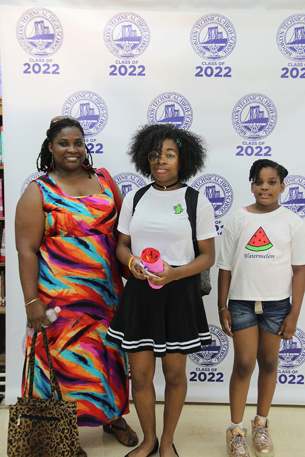 redcarpets.com-step-repeat-fabric-red-carpet-backdrops-brooklyn-tech-DREAM-orientation-2022-2