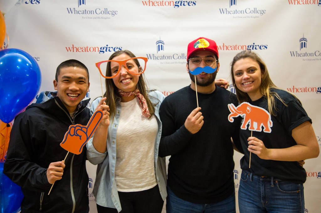 redcarpets.com-step-repeat-fabric-vinyl-red-carpet-wheaton-giving-day-wheatongives-2019-1