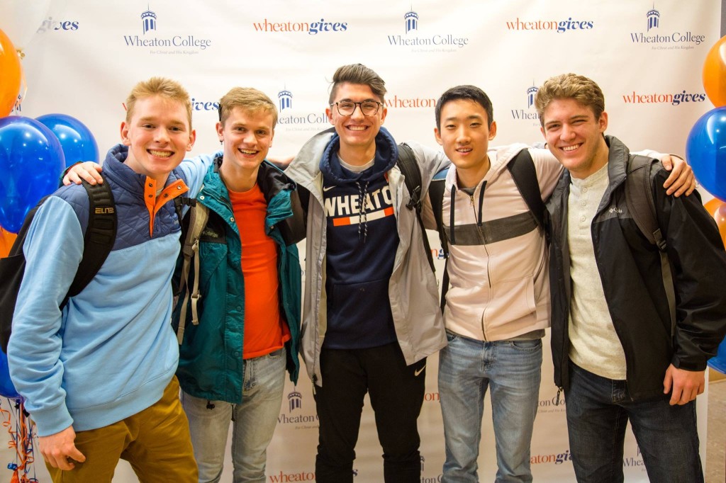 redcarpets.com-step-repeat-fabric-vinyl-red-carpet-wheaton-giving-day-wheatongives-2019-7