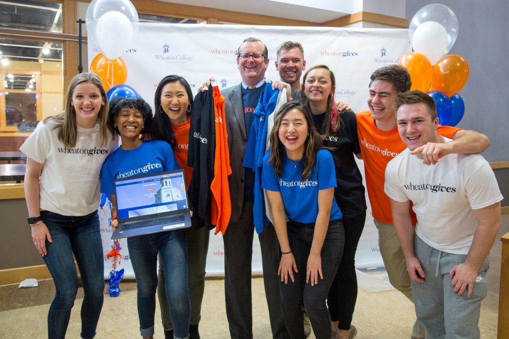 redcarpets.com-step-repeat-fabric-vinyl-red-carpet-wheaton-giving-day-wheatongives-2019-8