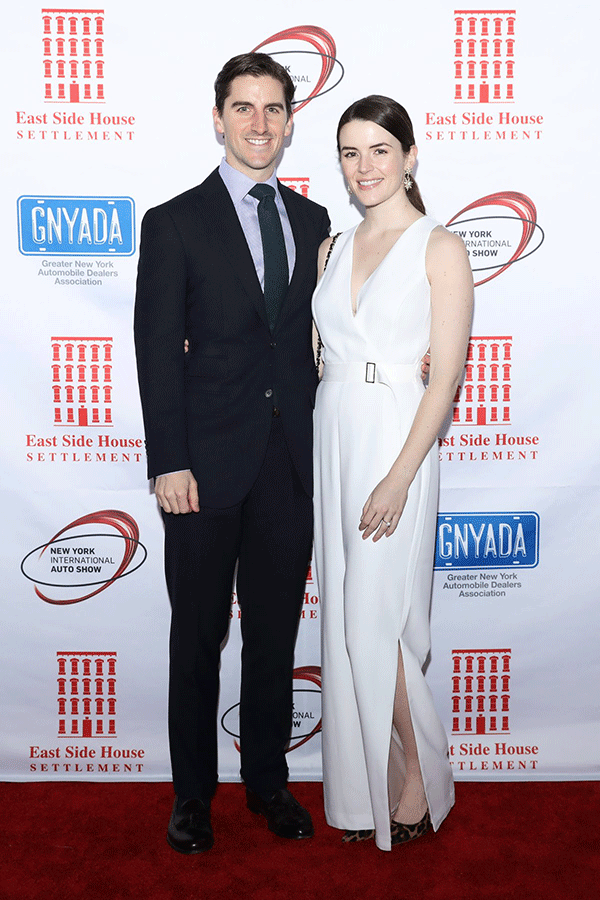 redcarpets.com-step-repeat-fabric-vinyl-red-carpet-nyc-auto-show-east-side-house-settelment-preview-6