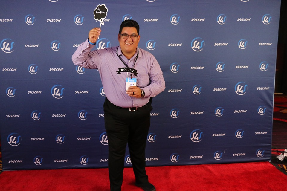 redcarpets.com-step-repeat-fabric-s4scon-2019-4