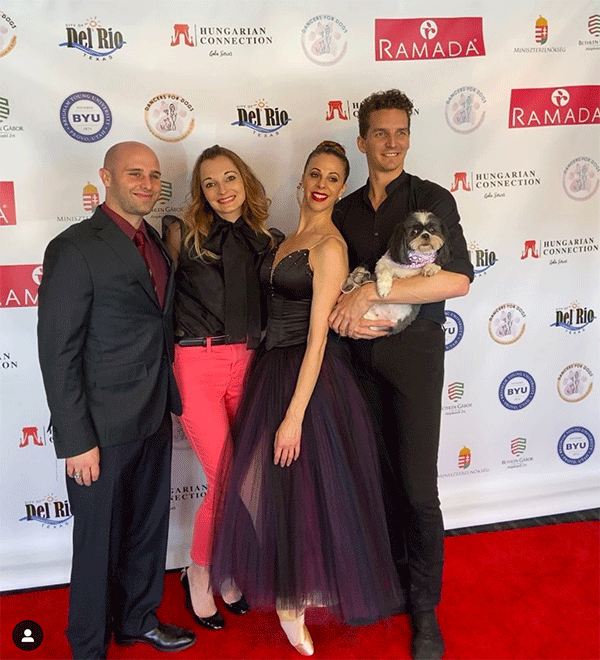 redcarpets.com-step-repeat-dancers-for-dogs-6