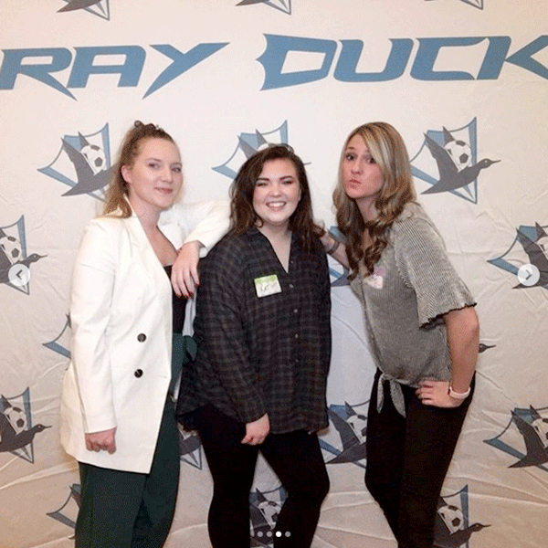 redcarpets.com-step-repeat-grayduckssoccer-flock-awards-2020-1