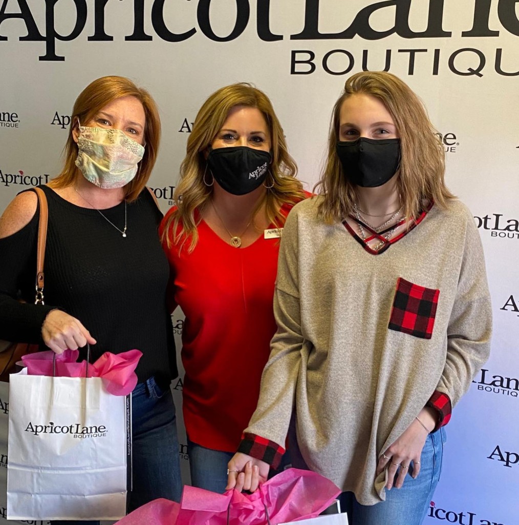 redcarpets.com-step-repeat-red-carpet-event-apricot-lane-frisco-texas-grand-opening-2021-2
