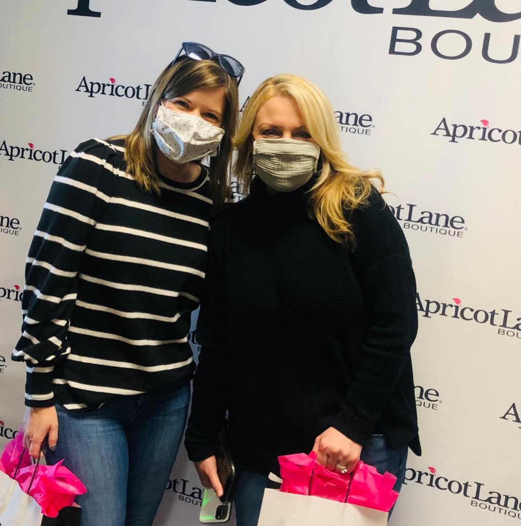 redcarpets.com-step-repeat-red-carpet-event-apricot-lane-frisco-texas-grand-opening-2021-3