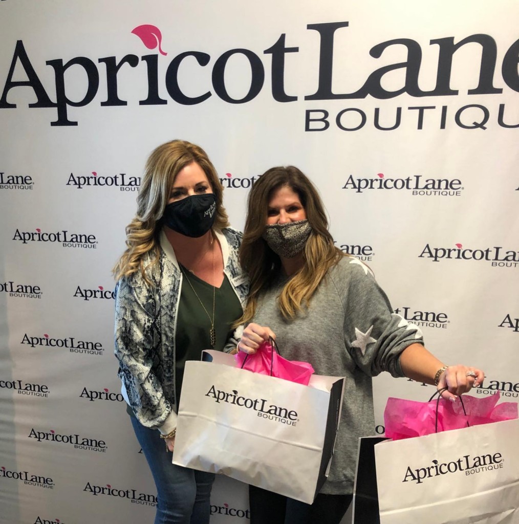 redcarpets.com-step-repeat-red-carpet-event-apricot-lane-frisco-texas-grand-opening-2021-4