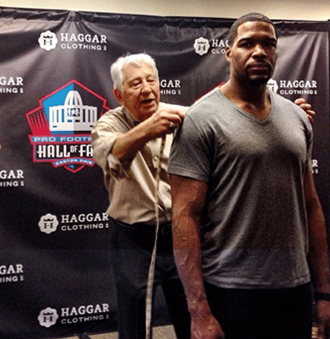 2014 Pro Football Hall of Fame Inductees on Red Carpet Runway