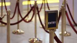 crowd control rope post