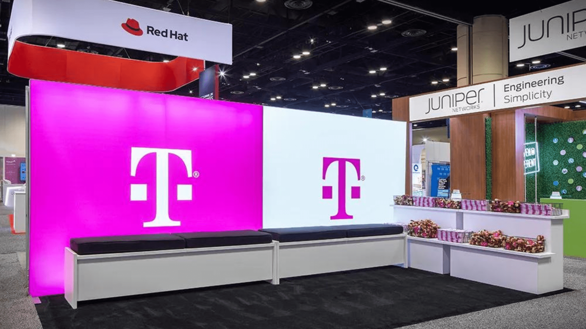 Stand Out at Trade Shows with Custom Backdrops and Carpets for a High-Impact Presence