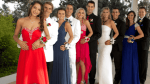 Prom Red Carpet-min
